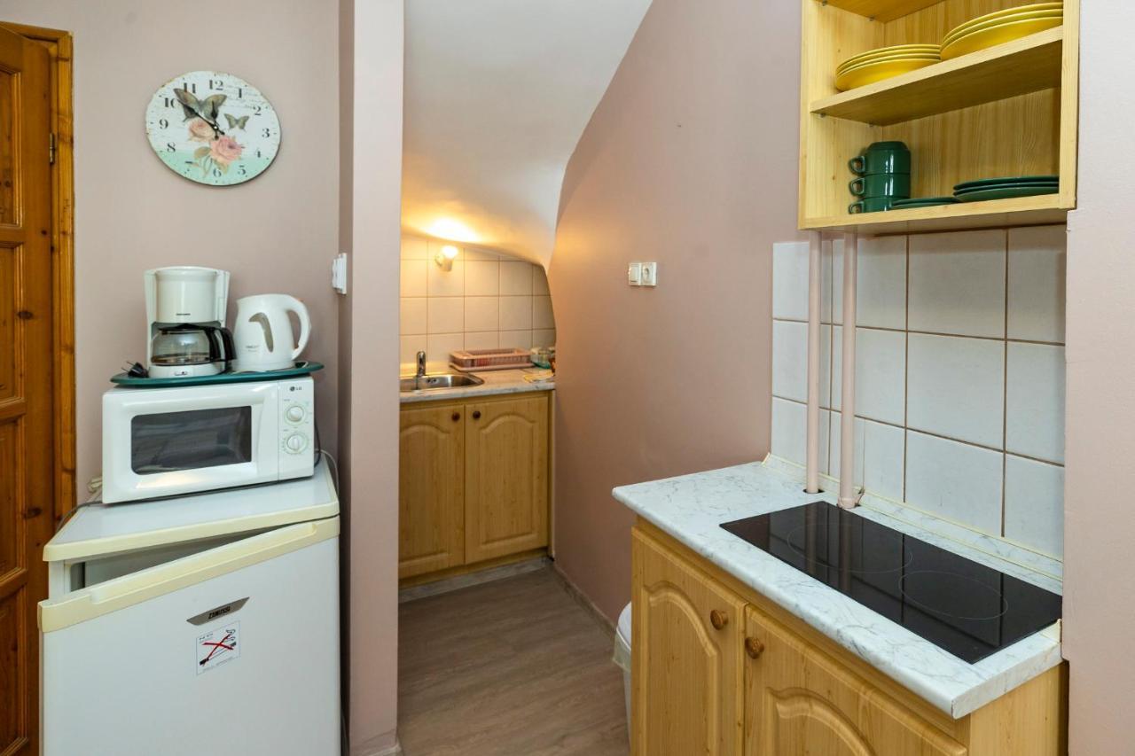 Cecey Apartman Eger Eksteriør bilde